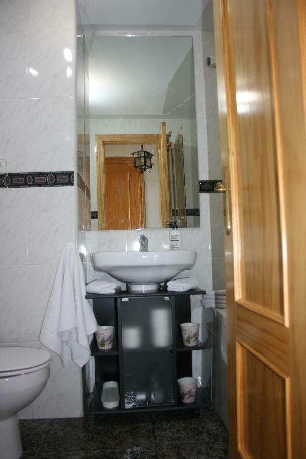 Esera Dos Catedrales Apartment Виянова Екстериор снимка