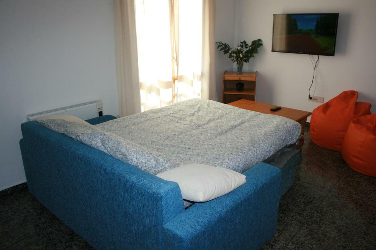Esera Dos Catedrales Apartment Виянова Екстериор снимка